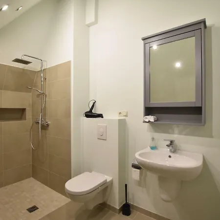 Modern Holiday In Near Baltic Sea With Sauna Vakantiehuis